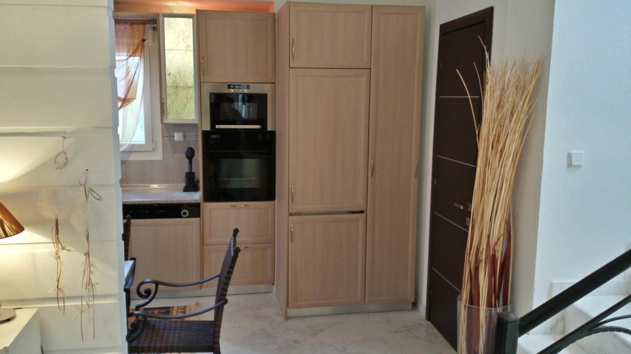 Prime Luxury Villa Beach Front Vrasná المظهر الخارجي الصورة